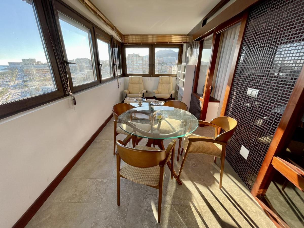 Exclusive Beachfront Apartment Torremolinos - Pool - Paddle - Tenis - Wifi - Central Aircon ภายนอก รูปภาพ