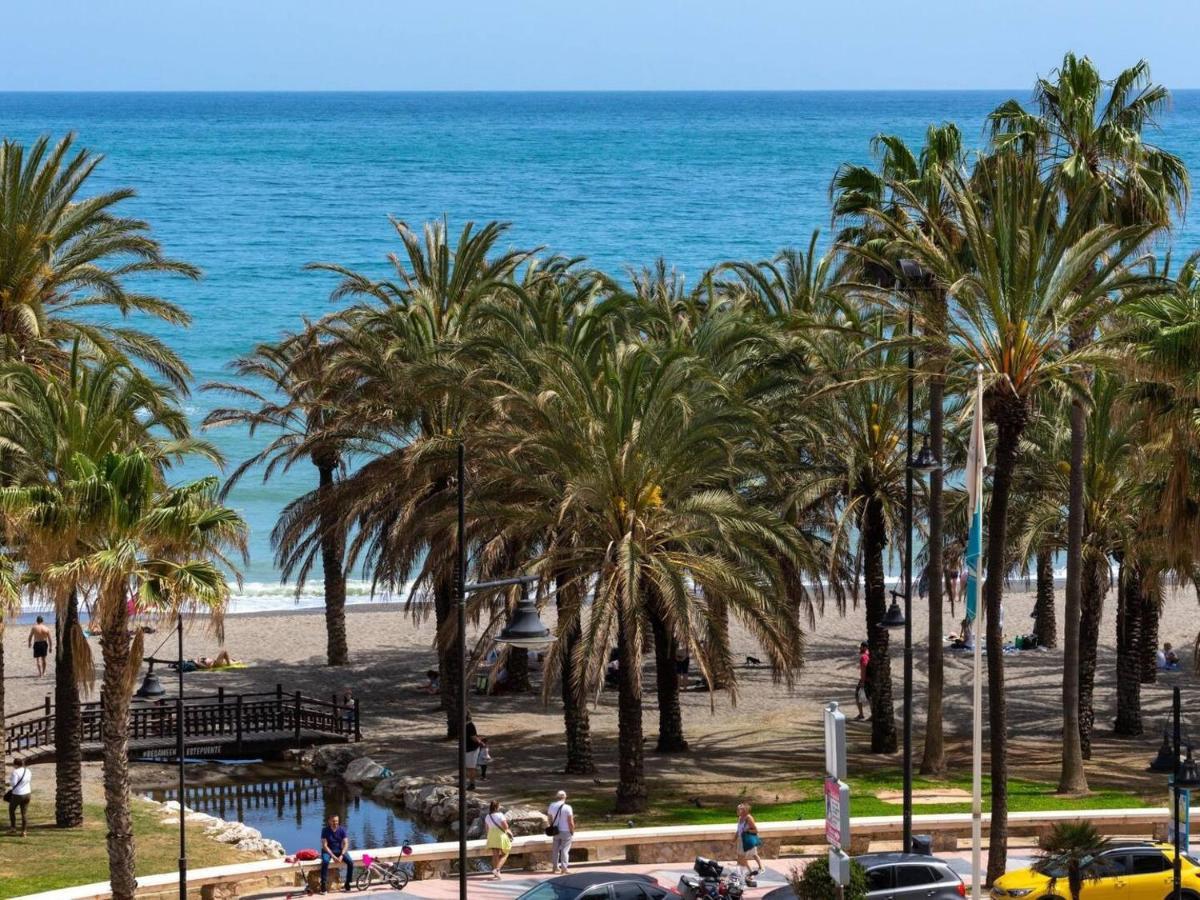 Exclusive Beachfront Apartment Torremolinos - Pool - Paddle - Tenis - Wifi - Central Aircon ภายนอก รูปภาพ